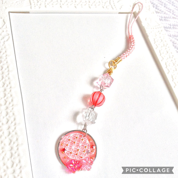 ☆和風ストラップ 赤☆ レッド レジン バッグチャーム キーホルダー 花 フロストライン