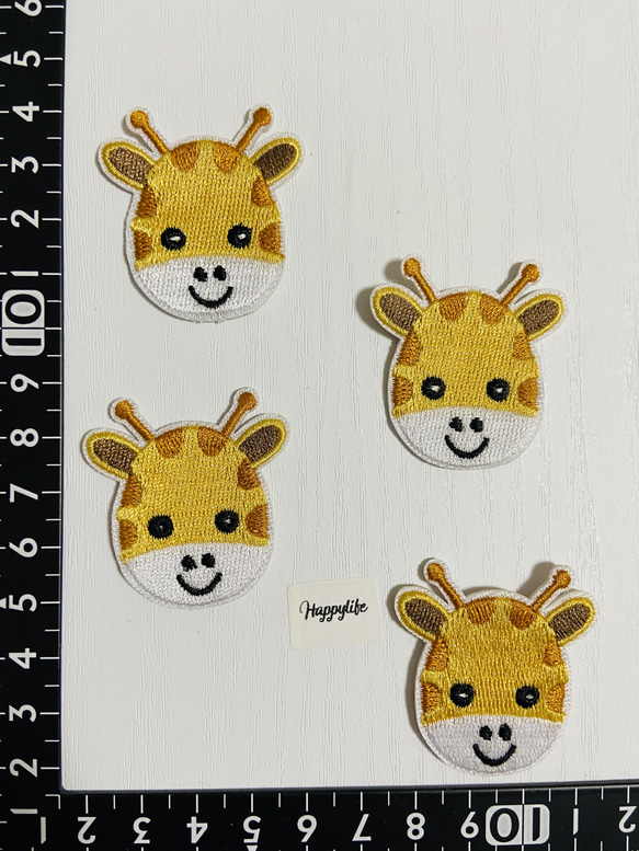 4枚入り　キリン刺繍アイロンワッペン