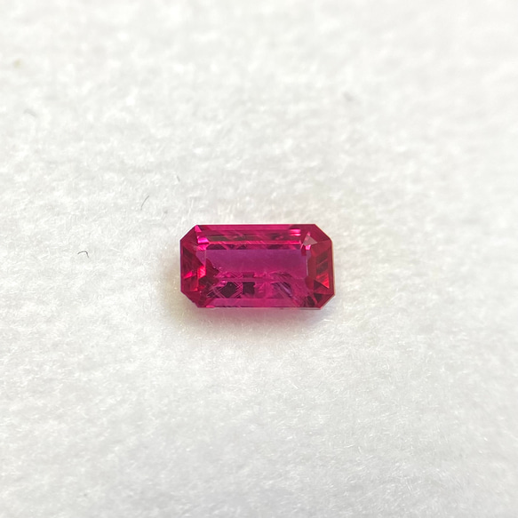 【お盆セール開催中】ルビー ルース 0.229ct モザンビーク産 日独ピジョン鑑別付き