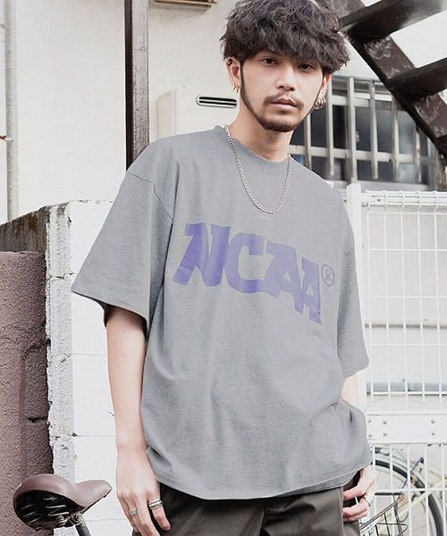 NCAA ロゴプリントクルーネック半袖Tシャツ メンズ ブランド 半袖 プリント トップス ロゴ 綿 クルーネック インナー 大人 ユニセックス ホワイト ブラ