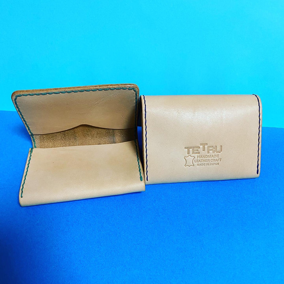 Tetru hand-stitched business card case