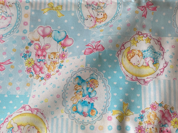 新入荷！『「Hello Baby!」 ドイリーパッチワーク　水色カラー』～50㎝単位でカット～