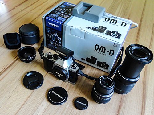 OLYMPUS ミラーレス一眼 OM-D E-M5 ダブルズームキット シルバー 1605万画素 防塵 防滴 OM-D E-M5 DZKIT【中古品】