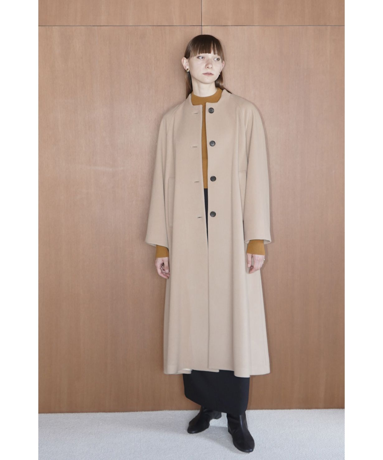 クラネ/NO COLLAR FLARE COAT