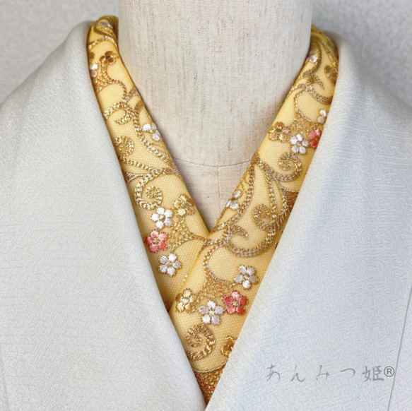 洗える刺繍半衿  こんじき小花