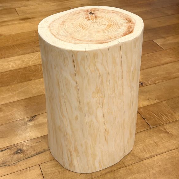 Hinoki  Wood  Stool  No.612