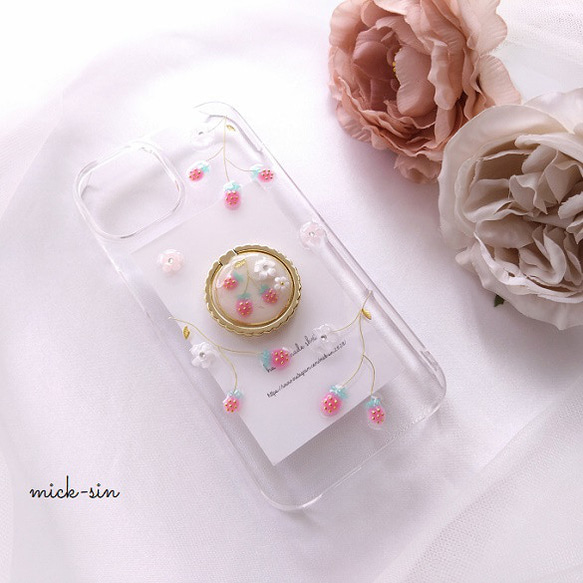 【全機種対応】小花と小さな苺のケース♡iPhone/ android  iphone13 iphone14