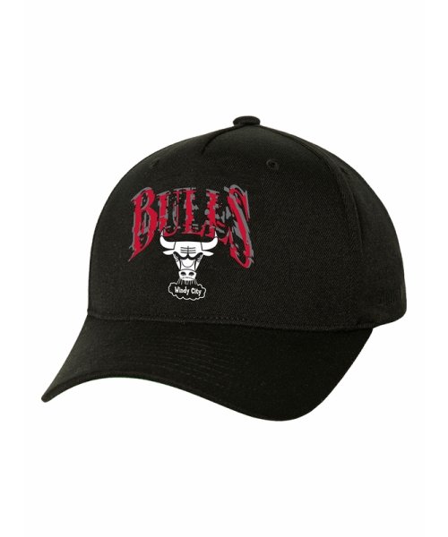 BTS SUGA ブルズ グリッチ ストレッチ スナップバック BTS SUGA COLLAB GLITCH STRETCH SNAPBACK BULLS