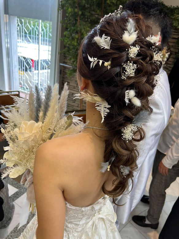 新作ヘアードレス❥羽ばたパンパスグラス❤︎weddingheaddress人気お洒落bouquet受注制作❤︎