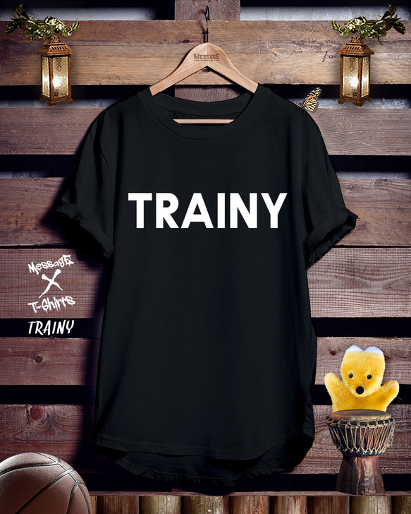 筋トレワークアウト黒Tシャツ「TRAINY」