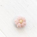 羊毛フェルト で作った  さくら 型 ???? かわいい 花の マグネット 春