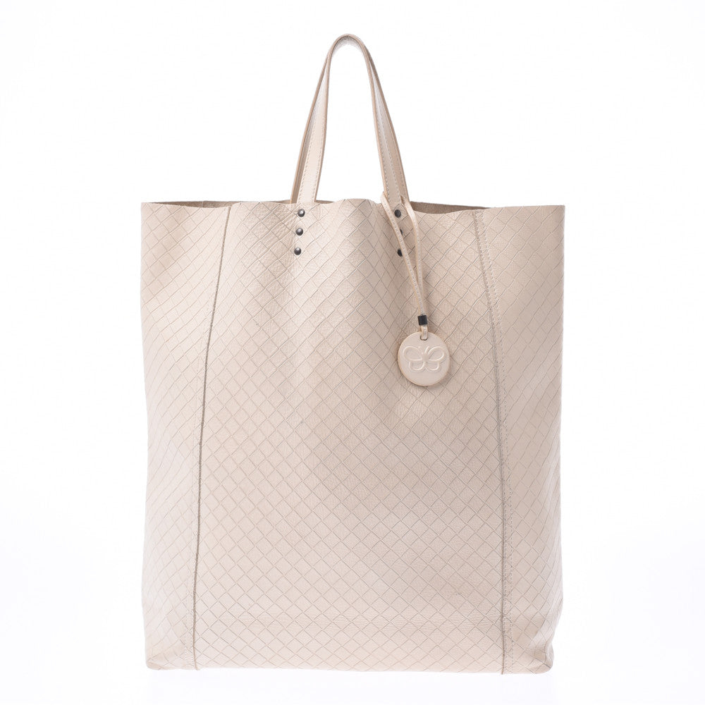 BOTTEGAVENETA ボッテガヴェネタ イントレッチオ アイボリー B01507919E ユニセックス カーフ トートバッグ Bランク 中古 