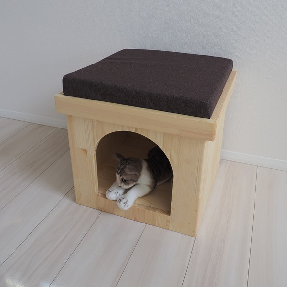 一緒にくつろげるペットハウス （一人掛けベンチ/スツール/犬小屋/猫ハウス/クッションベンチ）