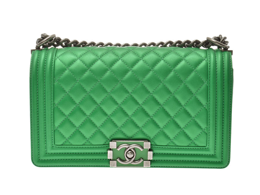 シャネル ボーイシャネル チェーンショルダーバッグ メタリックグリーン SV金具 レディース カーフ ABランク CHANEL ギャラ 中古 