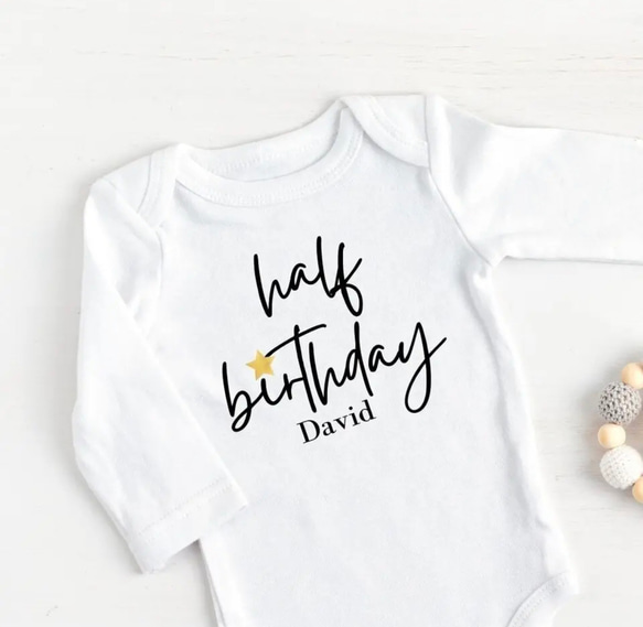 【名入れ】ハーフバースデーベビーロンパース Personalized Half Birthday Baby Onesie