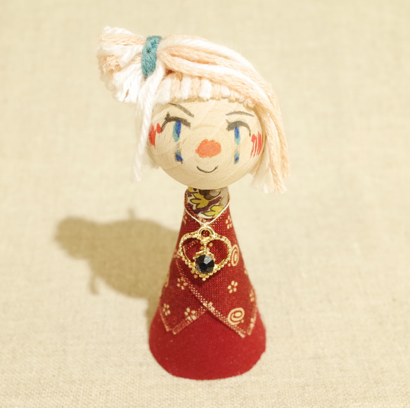 nollen kokeshi