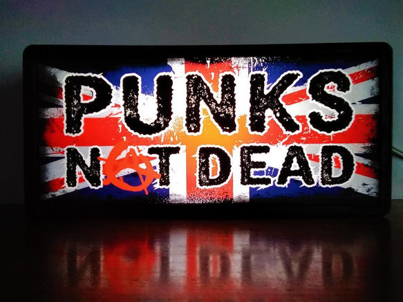 イギリス UK パンクロック PUNKS NOT DEAD サイン 看板 置物 雑貨 LED2wayライトBOX