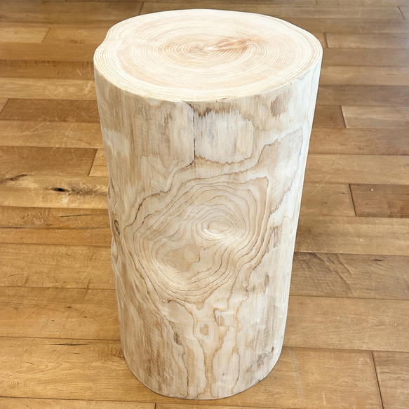 Hinoki  Wood  Stool  No.812