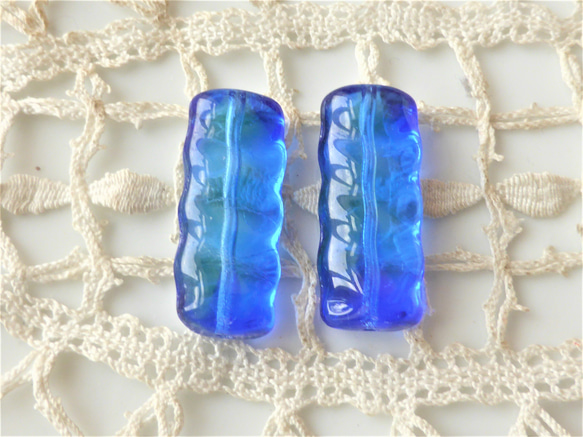 湖の波紋　チェコビーズCzech Glass Beads2個