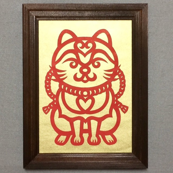 受注制作☆狛犬の切り絵（表紋様）金地に赤色の和紙＜2L版ダークブラウン額＞オリジナル切り絵封筒付き・Happylifに！