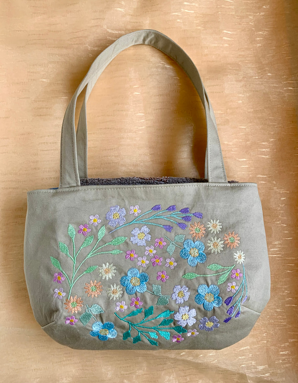 パステル色のお花刺繍ミニトートバッグ