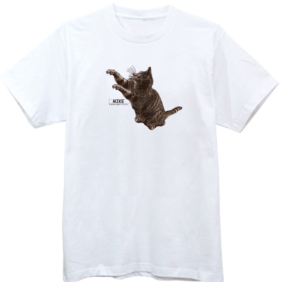 愛猫の名前が入れられる猫Tシャツ