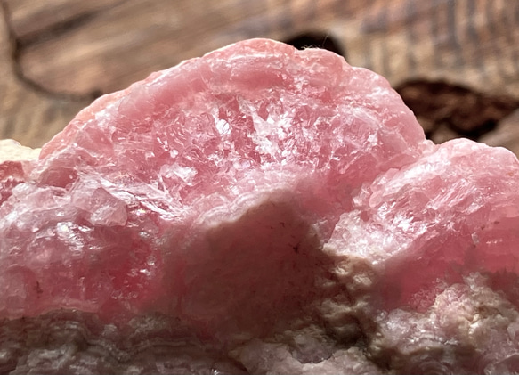 アルゼンチン産　ロードクロサイト　インカローズ原石　① 阿根廷産　紅紋石　Rhodochrosite 51g