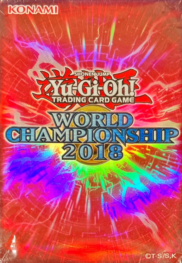 スリーブ『WORLDCHAMPIONSHIP2018赤』100枚入り【-】{-}《スリーブ》