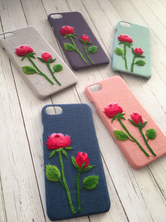 刺繍の凜と咲く薔薇 iPhoneケース