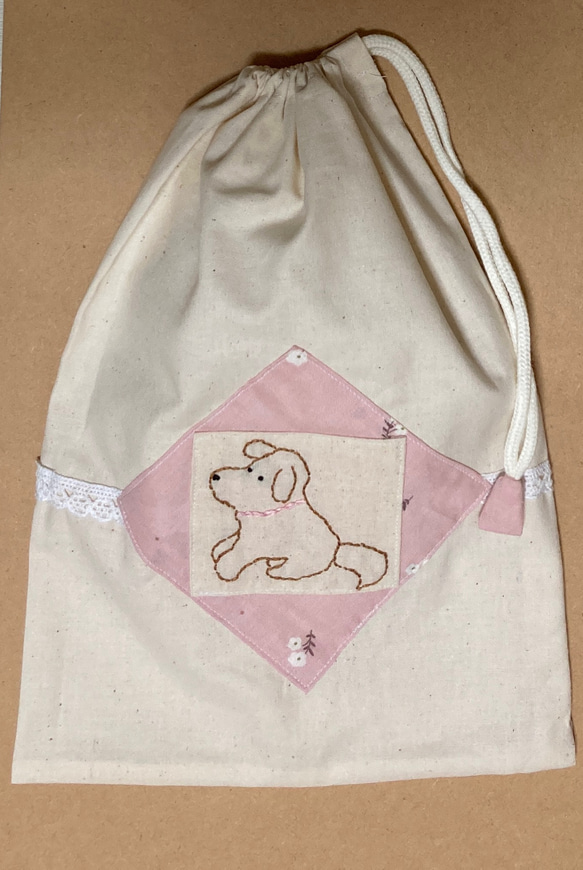 犬刺繍　巾着袋　着替え袋