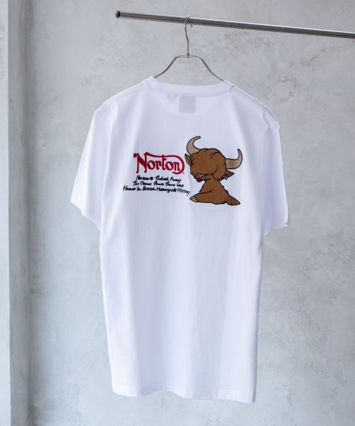 Norton ノートン ハイランドキャトルTシャツ 242N1006A