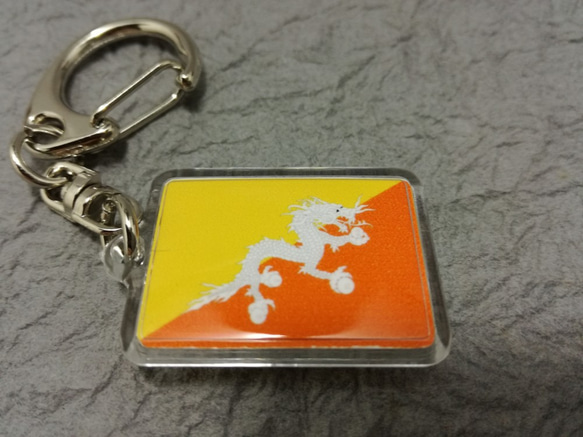 ◆新品◆ブータン キーホルダー 国旗 BHUTAN