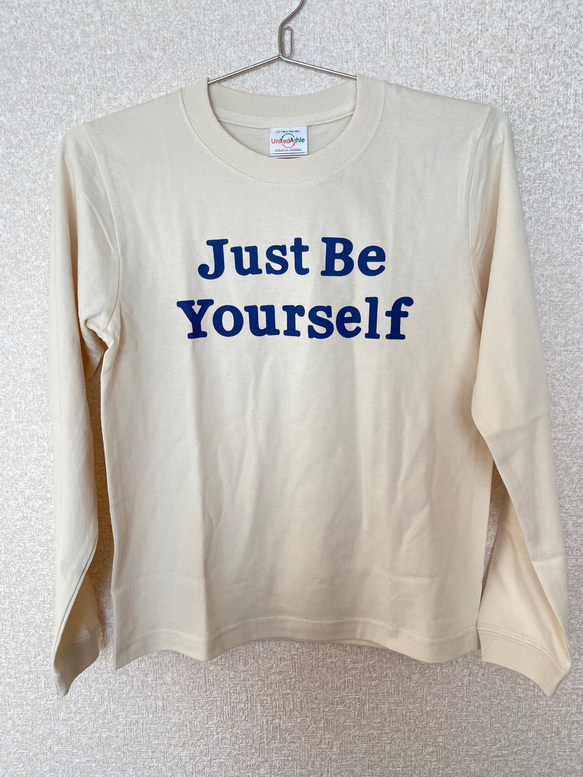 セール　ロンＴ　長袖Ｔシャツ　Just be yourself　ナチュラル　ロゴTシャツ  送料無料