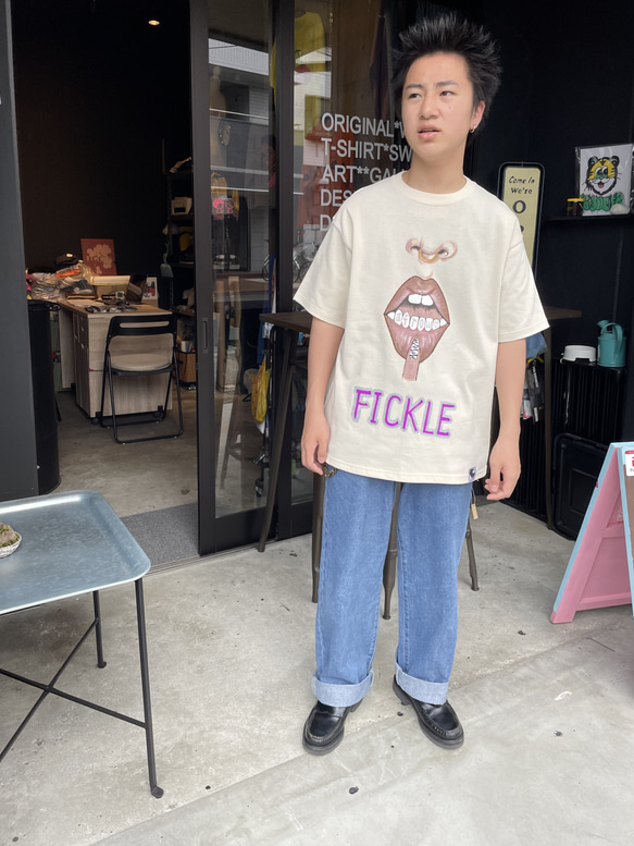 fickle 気まぐれ　T shirt