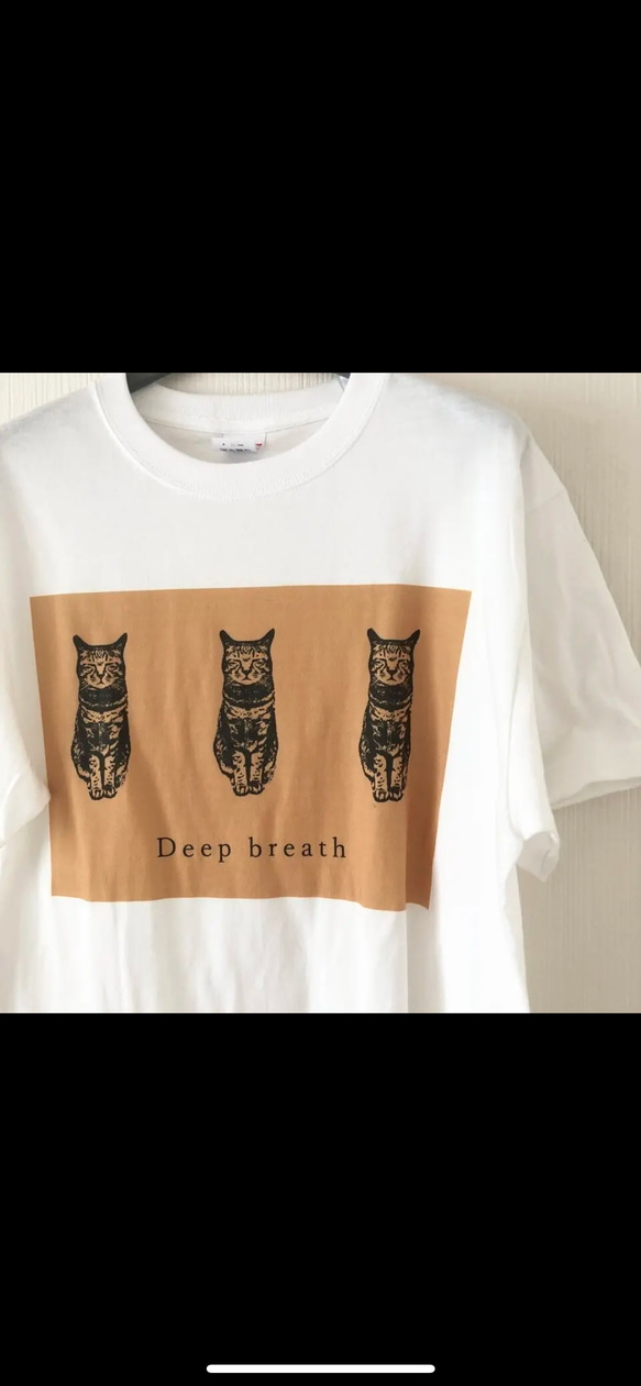 『リラックス』猫と一緒に深呼吸するTシャツ