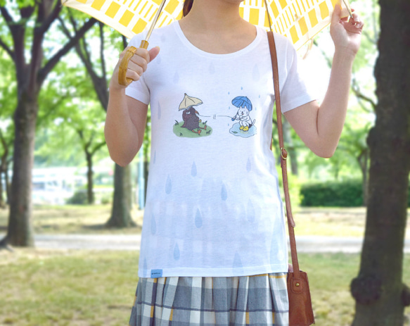 ネコぱん しずく模様の雨のち晴れTシャツ レディースMサイズ