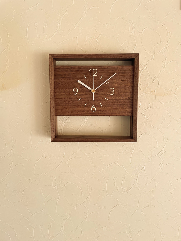 Square clock 24