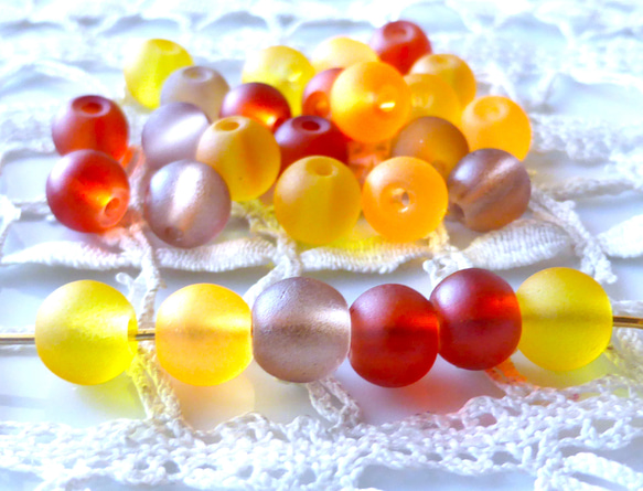 30個　すりガラス　落ち葉　チェコビーズ Czech Glass Beads