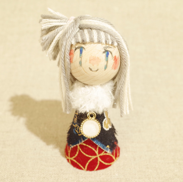 nollen kokeshi