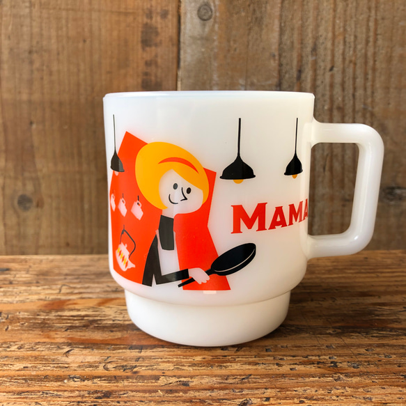 milkglass MAMA MUG  (crafted in japan)