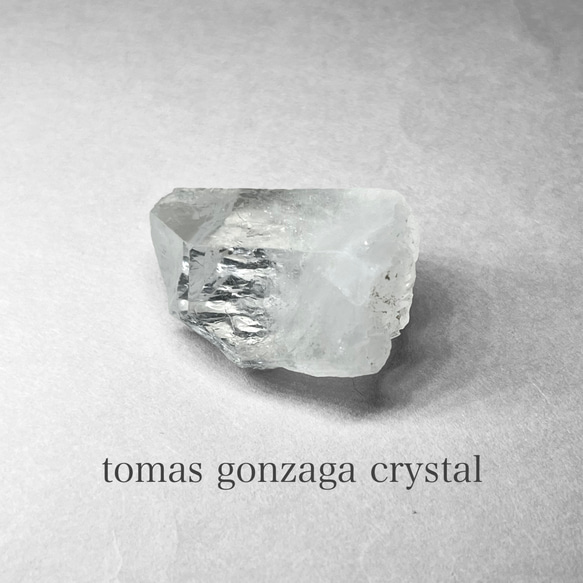 Thomas Gonzaga crystal  /トマスゴンサガ産水晶原石 18：セルフヒールド 透明度A