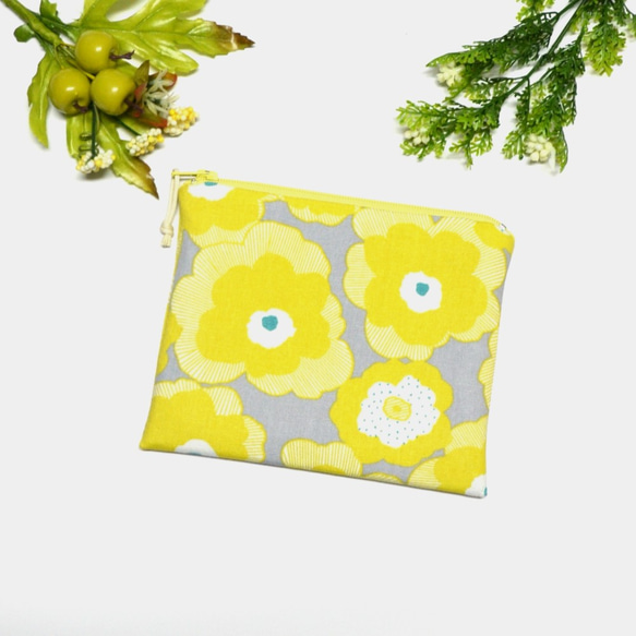 Light yellow flowers Small Zippered Bag /  cosmetic bag