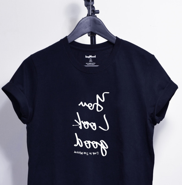 buyMood白目叮－Tシャツ／You Look Good Mirror Reflection BlackT-Shirt