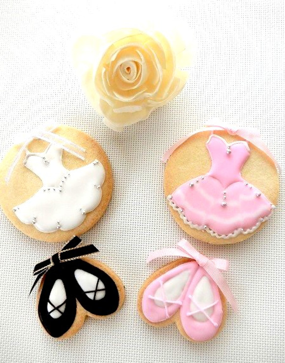 可愛いバレリーナのチュチュドレスのアイシングクッキー＜tutu ballet skirt icing cookie>