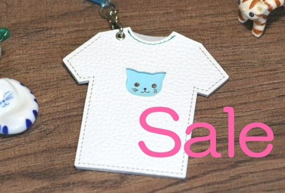 ■半額SALE★白Tシャツ型パスケース（猫）