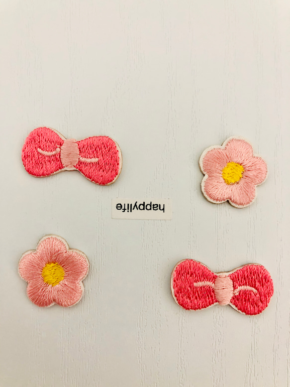 4枚入可愛いリボン　お花　刺繍アイロンワッペン　シールアイロンワッペン