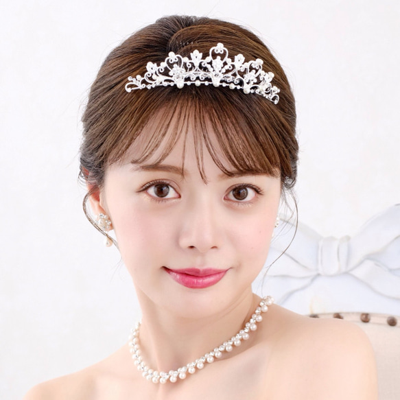 TLM239B ティアラ 小さめ　ウェディング　ブライダル　花嫁　結婚式　　ティアラ　ビジュー　コーム