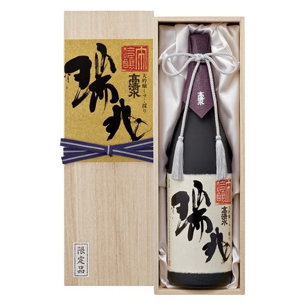 秋田酒類製造 高清水 大吟醸「瑞兆」 1.8L x1 4969516200105 1本（直送品）