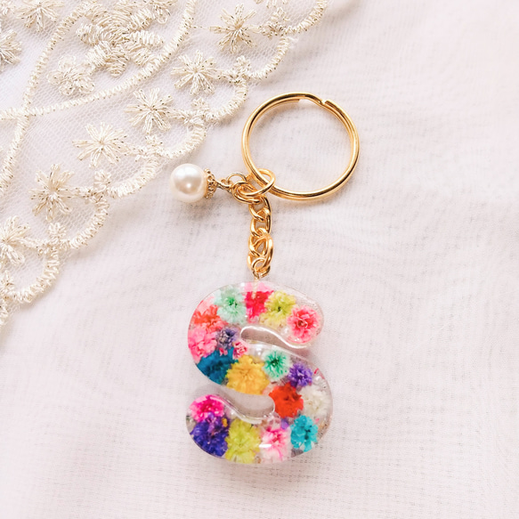 レジン イニシャルキーホルダー「S」