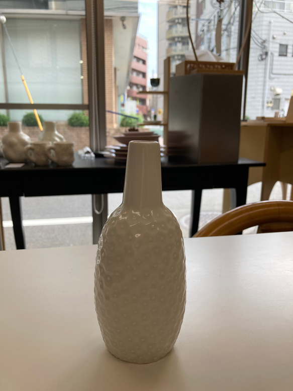 Ikuko Iwamoto’s flower vase